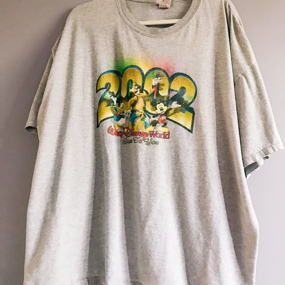 2002 Disney tshirt